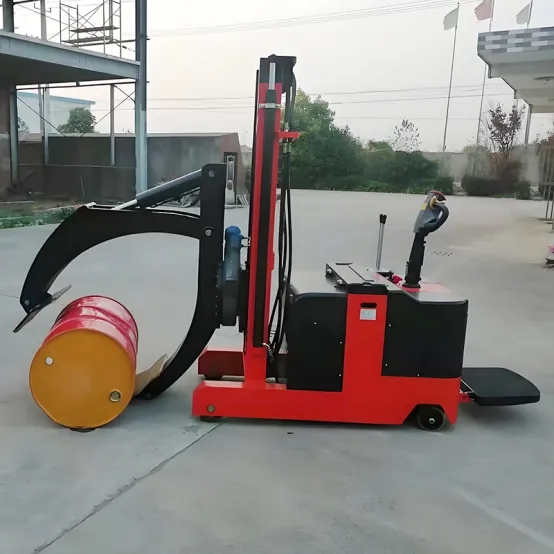 Автомобиль с поворотным барабаном компании ООО Тайсин Юйхун Производство Гидравлических Машин завоевал популярность благодаря трем ключевым преимуществам и сотрудничеству с несколькими предприятиями в разработке новых решений для перемещения опасных химических материалов.