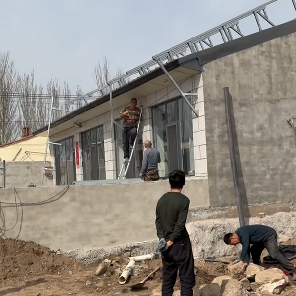 Весной полным ходом идет расширение мощностей электростанций у существующих клиентов и строительство солнечных электростанций в жилых домах.