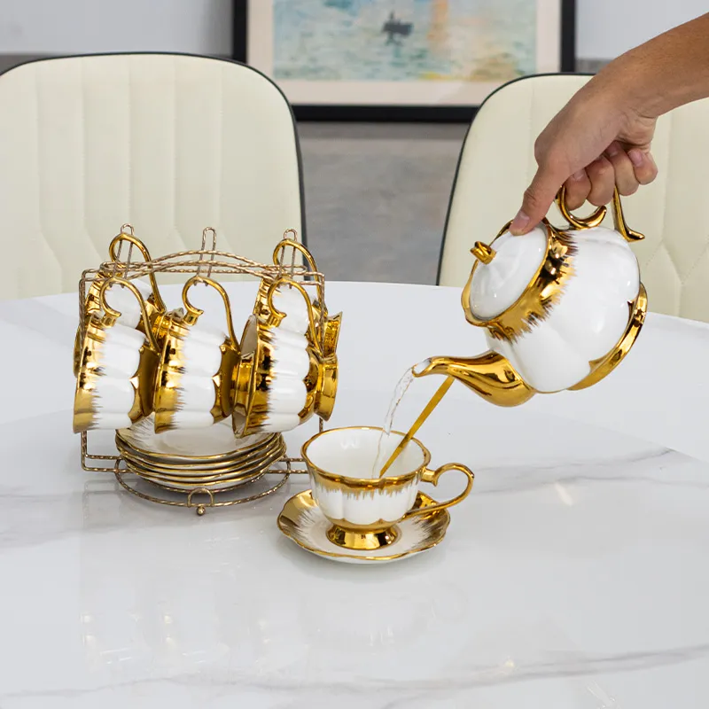 Керамический кофейный сервиз — английский чайный набор для дома в стиле лёгкой роскоши, изящный цветочный чайник с чашками, европейский стиль