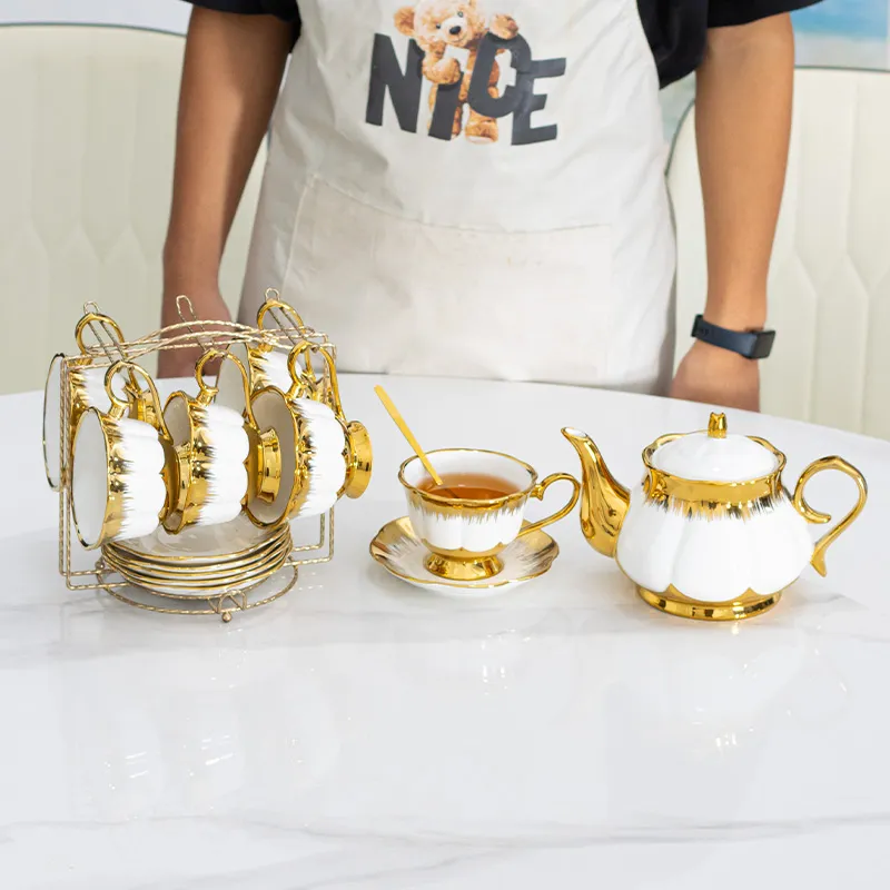 Керамический кофейный сервиз — английский чайный набор для дома в стиле лёгкой роскоши, изящный цветочный чайник с чашками, европейский стиль