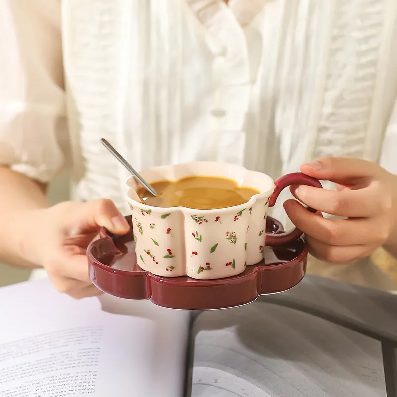 Набор кофейных чашек и блюдец — вишнёвый узор, изысканный послеобеденный чай, чашка в подарочной упаковке, свадебный подарок, сувенирный подарок