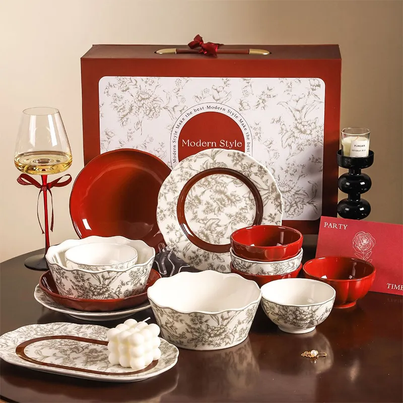 Набор посуды — подарочная коробка с изысканной и практичной посудой для помолвки, свадьбы или в подарок новобрачным