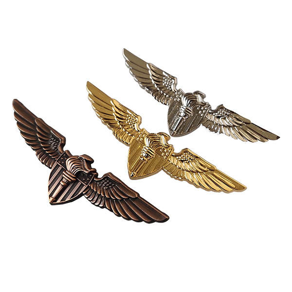 Процесс производства металлических значков