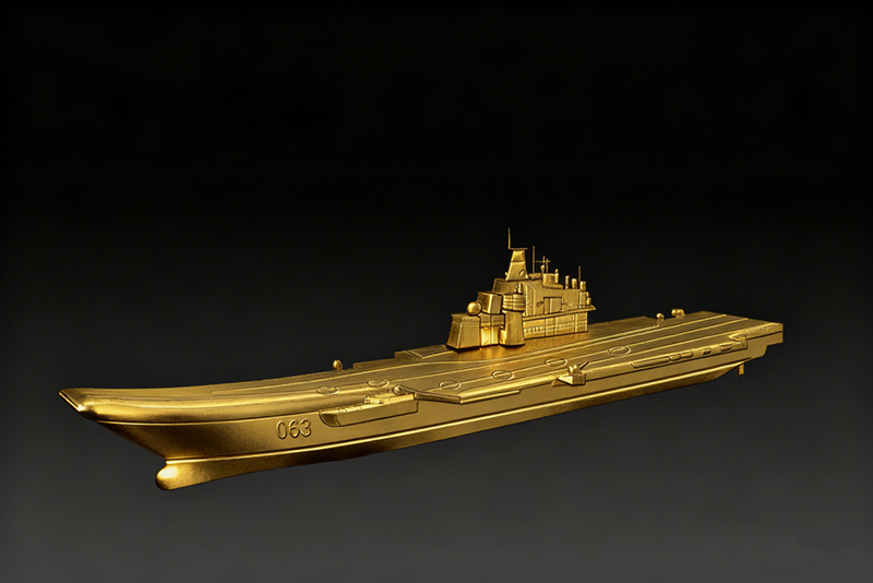 Военные памятные монетызначки (4)