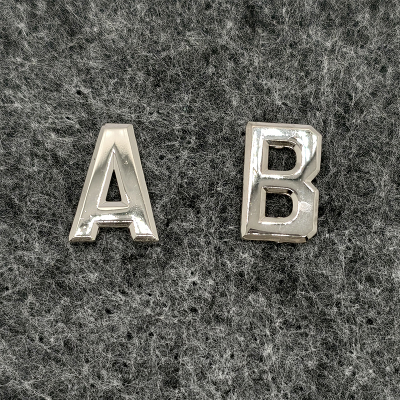 Значков с буквами