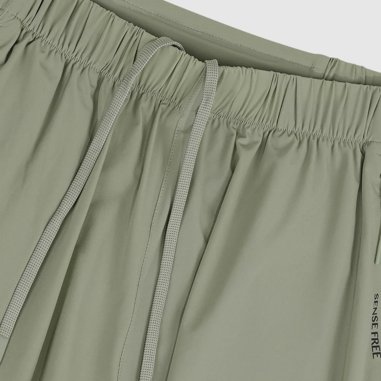 МУЖСКИЕ ШОРТЫ ИЗ ТКАНОЙ ТКАНИ