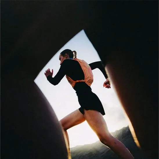 Реальные рыночные тенденции в сегменте спортивной и туристической одежды в 2026 году: от «функциональности к сценариям использования»