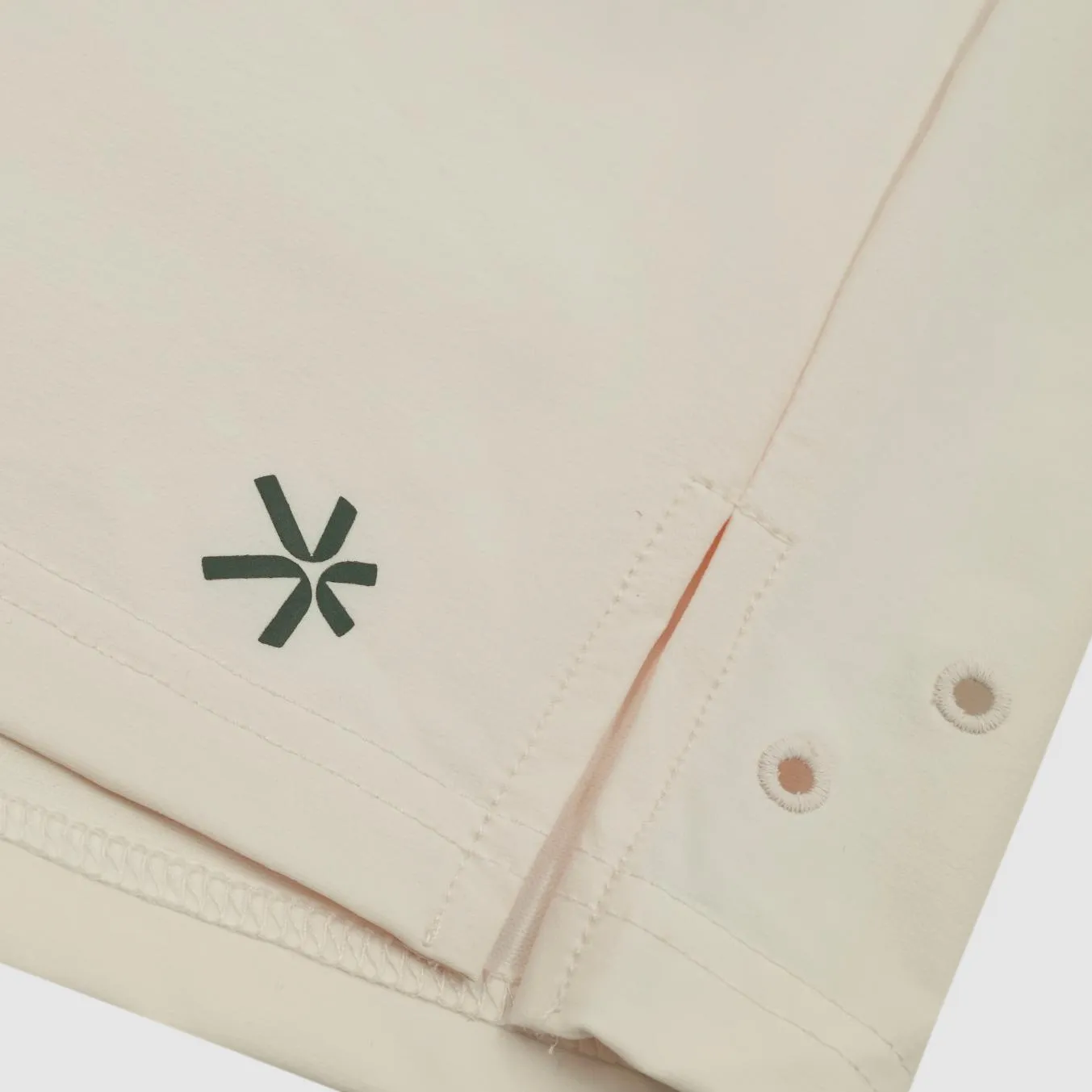 МУЖСКИЕ ШОРТЫ ИЗ ТКАНОЙ ТКАНИ