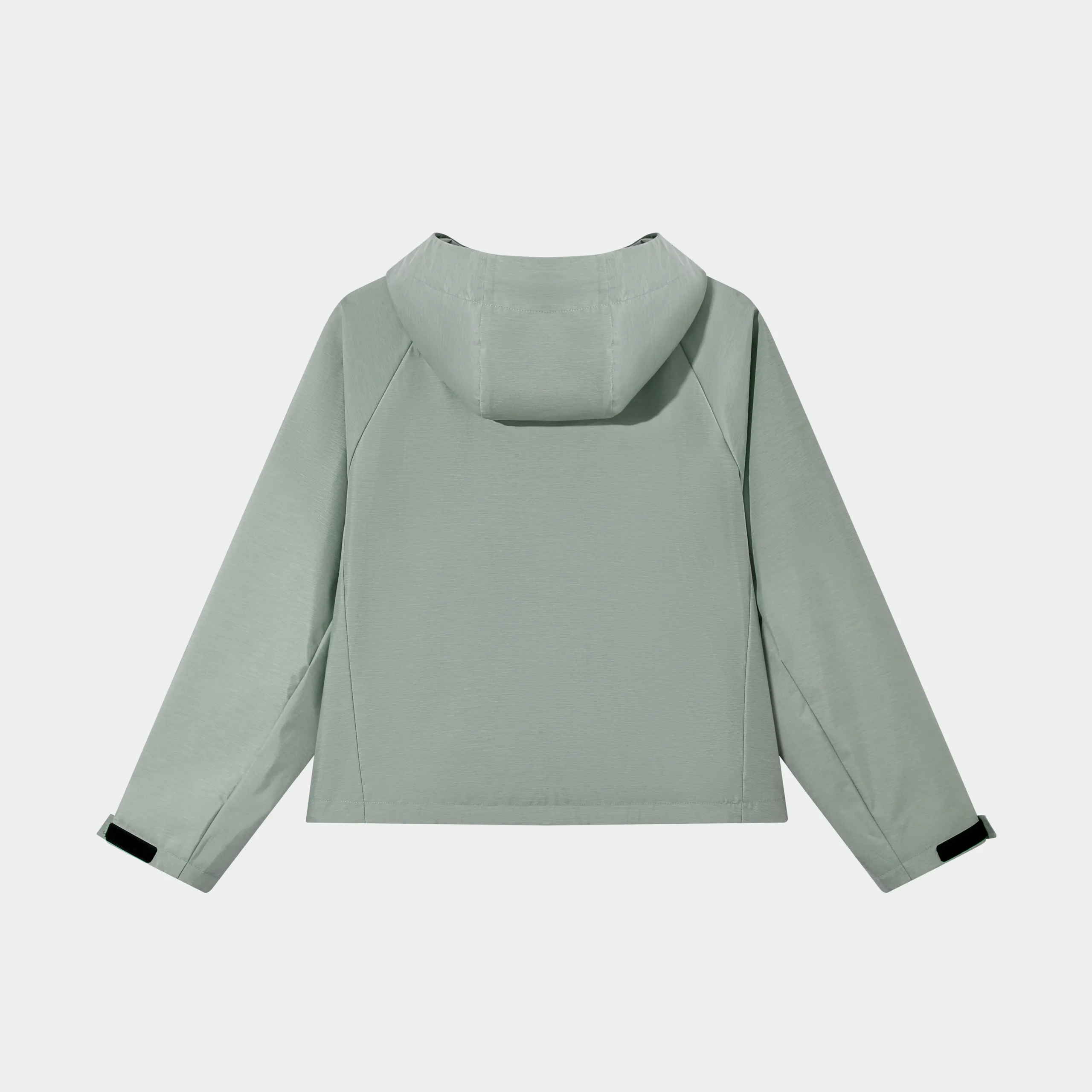 Короткая куртка для активного отдыха на открытом воздухе