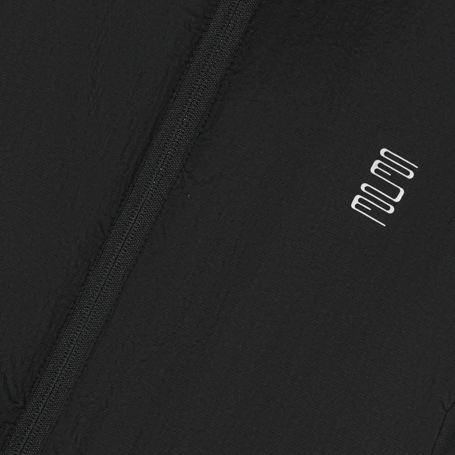 МУЖСКОЕ СТЁГАНОЕ ПАЛЬТО ИЗ ТКАНОЙ ТКАНИ