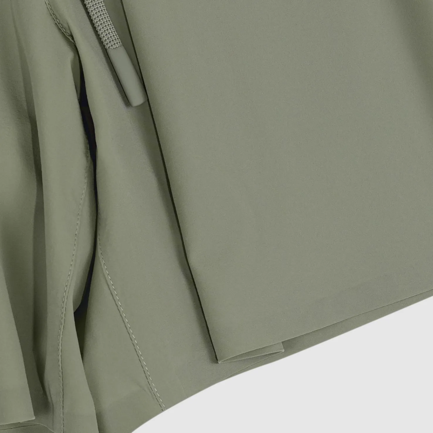 МУЖСКИЕ ШОРТЫ ИЗ ТКАНОЙ ТКАНИ