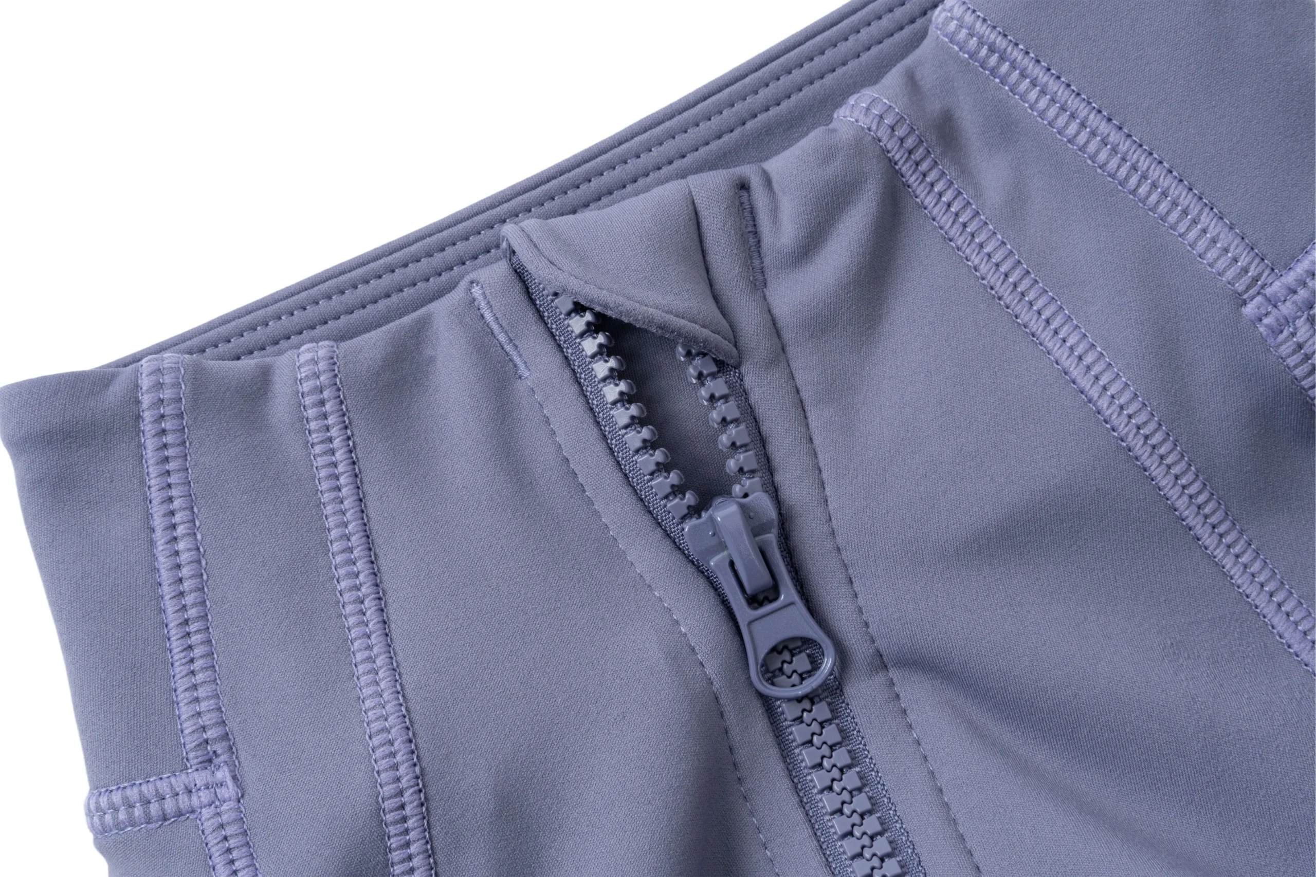 Женская спортивная кофта на молнии с комбинированными вставками