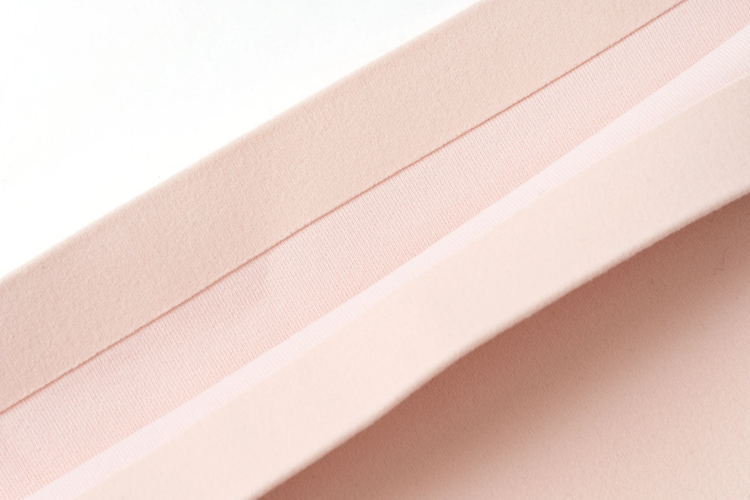 Женские спортивные шорты