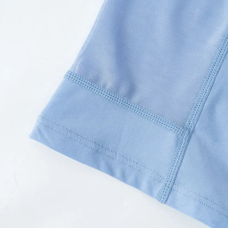 Женская спортивная футболка с коротким рукавом