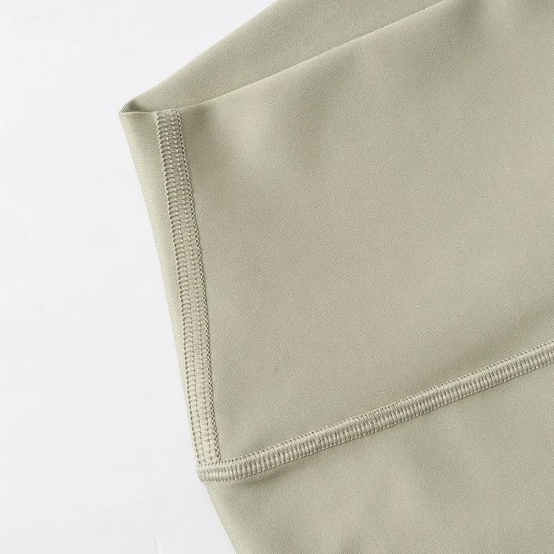 Женские спортивные леггинсы для йоги