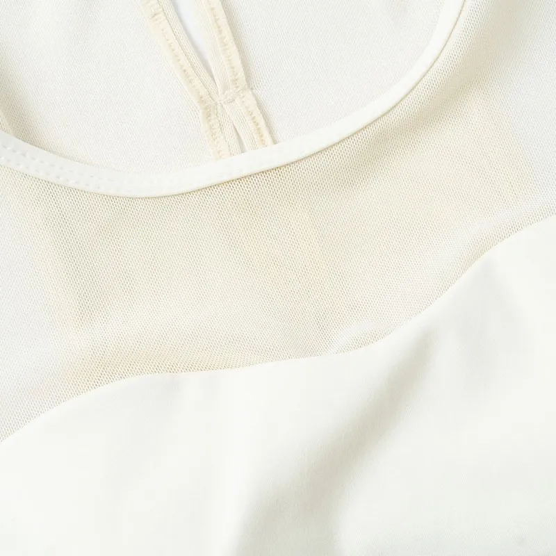 Женский спортивный топ