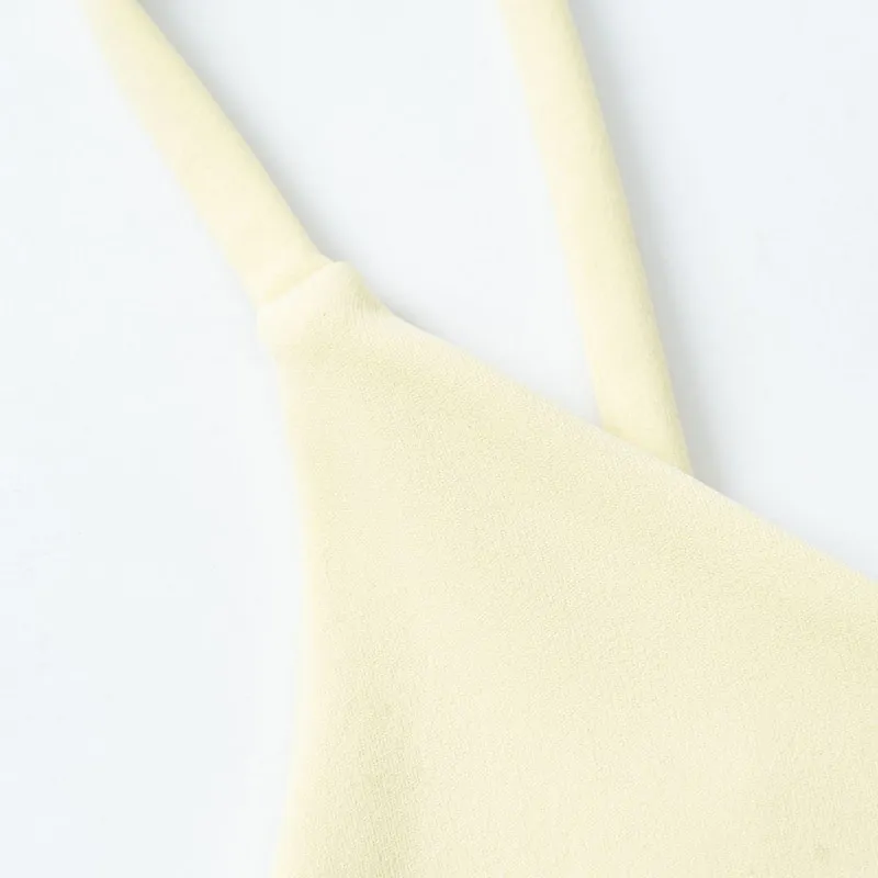 Женский спортивный топ