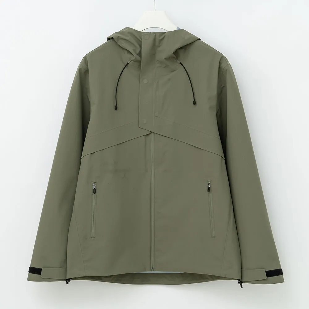 Защитная куртка цвета хаки