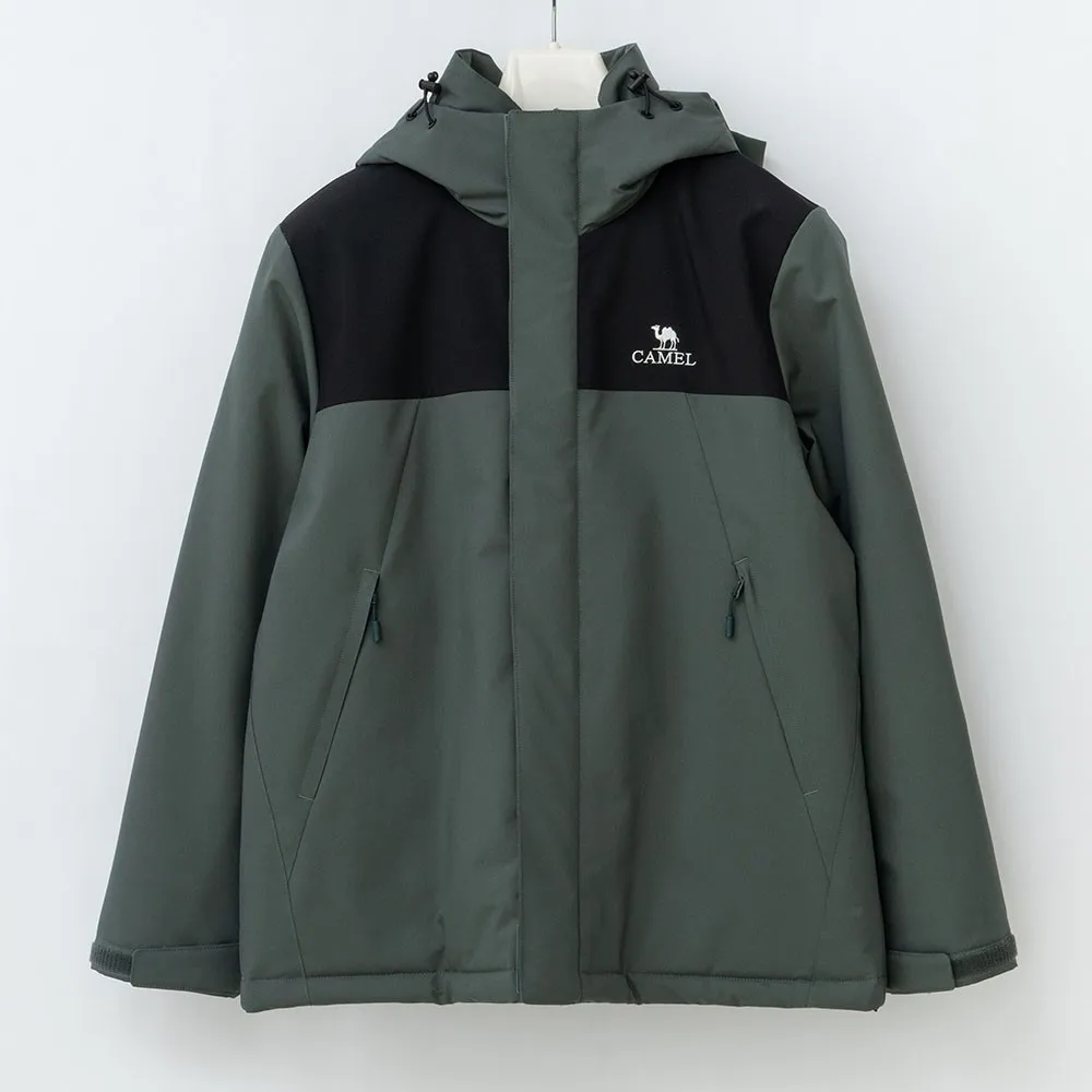 Куртка из нейлона в стиле милитари-зелёного цвета