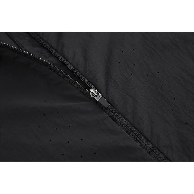 Мужская спортивная куртка