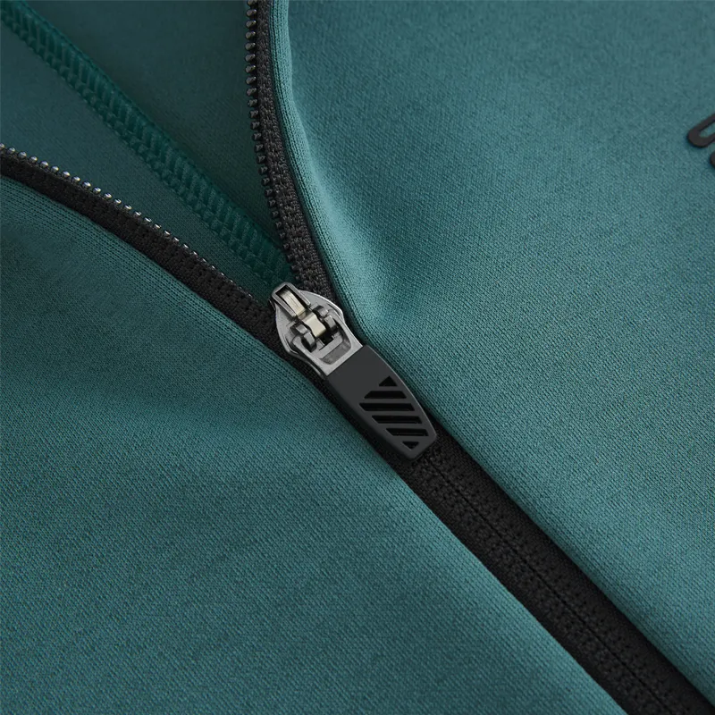 Мужской трикотажный кардиган с капюшоном (11)