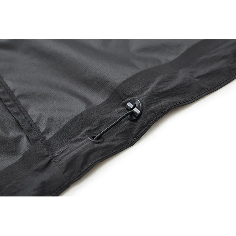 Универсальная (unisex) трейловая беговая куртка с полной проклейкой швов