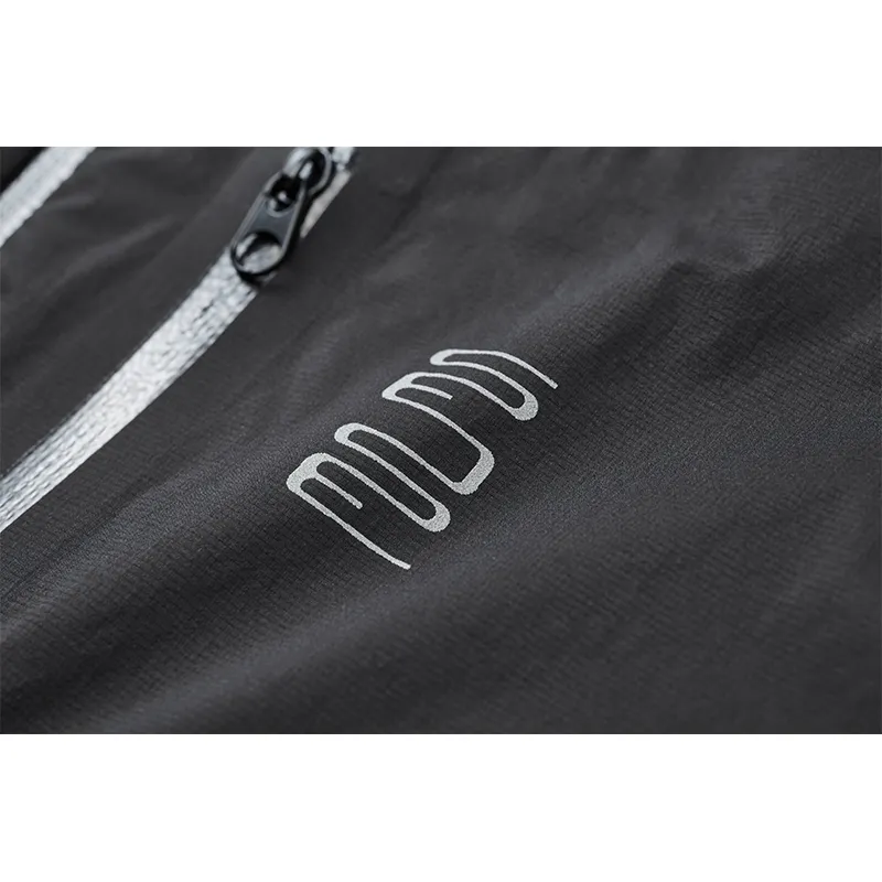 Универсальная (unisex) трейловая беговая куртка с полной проклейкой швов