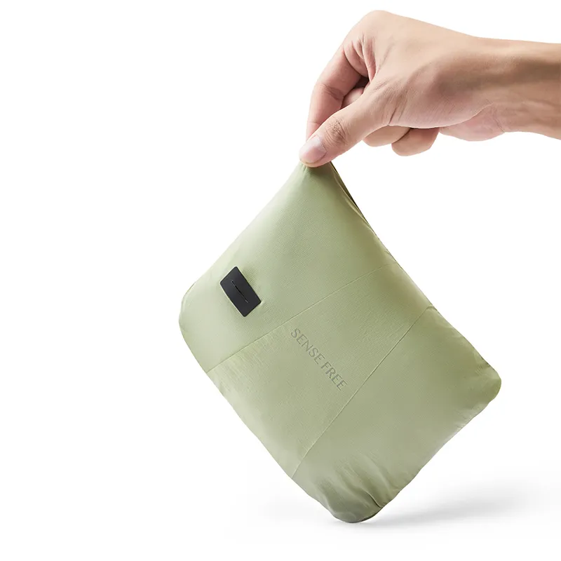 Универсальная (unisex) трейловая беговая куртка с полной проклейкой швов (21)