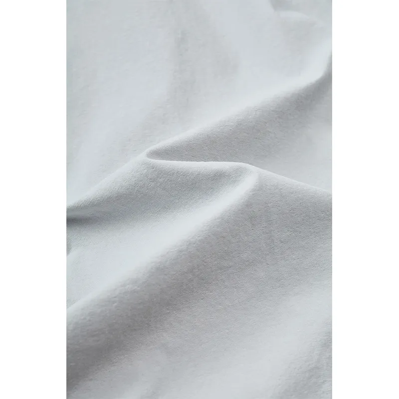 Шорты из тянущейся ткани с термоклеевыми полосками