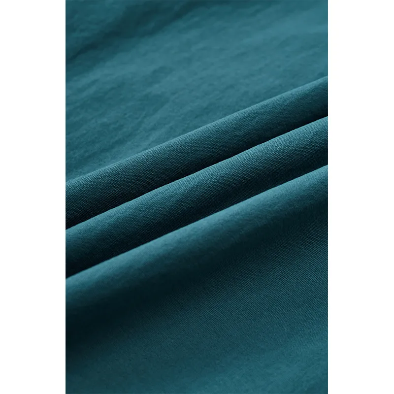 Шорты из тянущейся ткани с термоклеевыми полосками