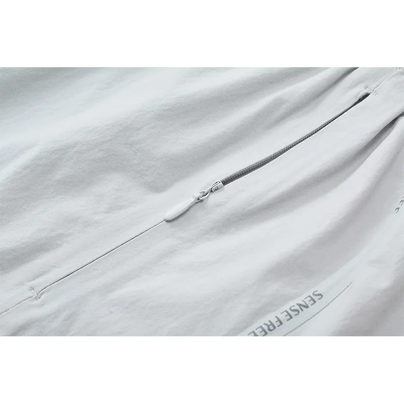 Шорты из тянущейся ткани с термоклеевыми полосками