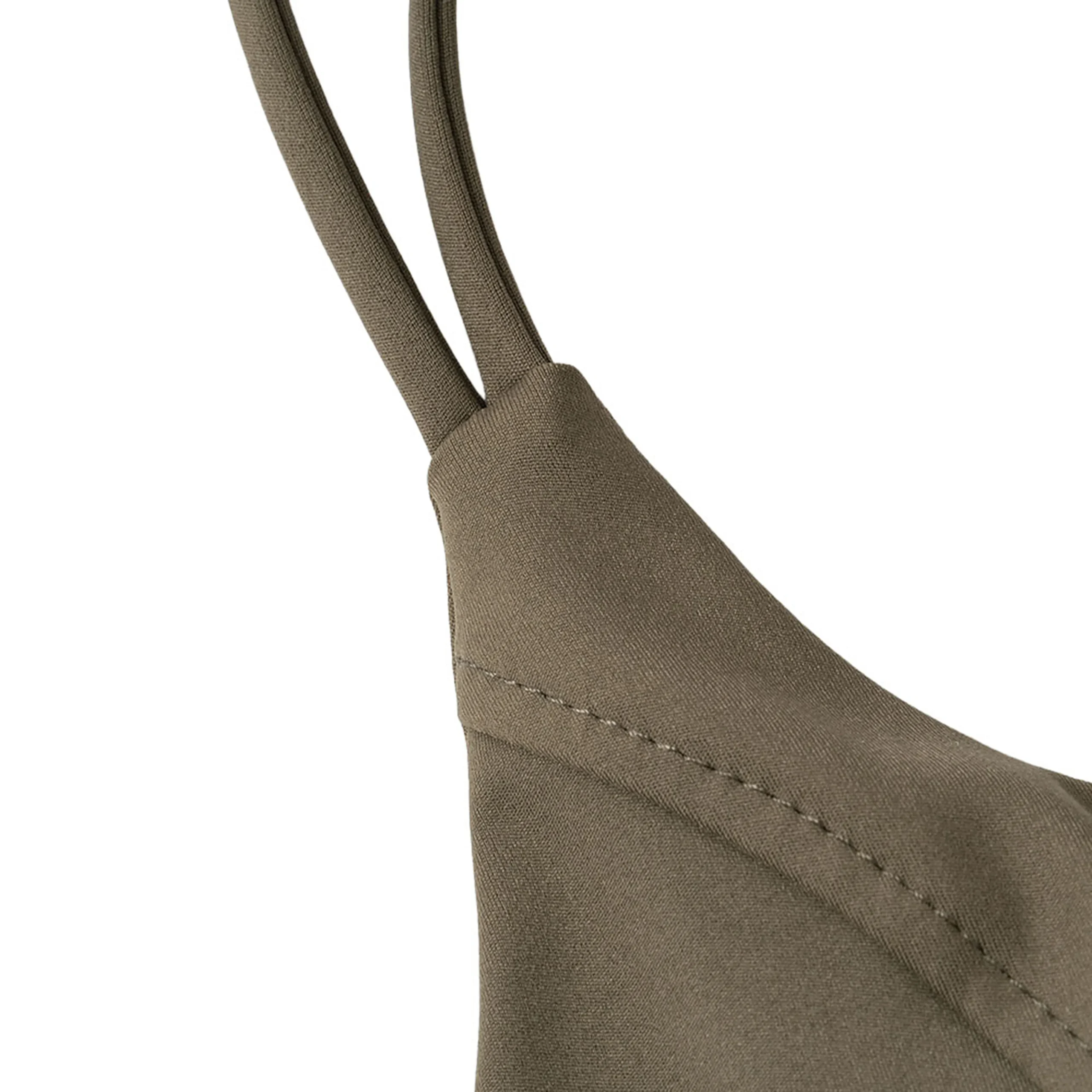 Женский спортивный топ