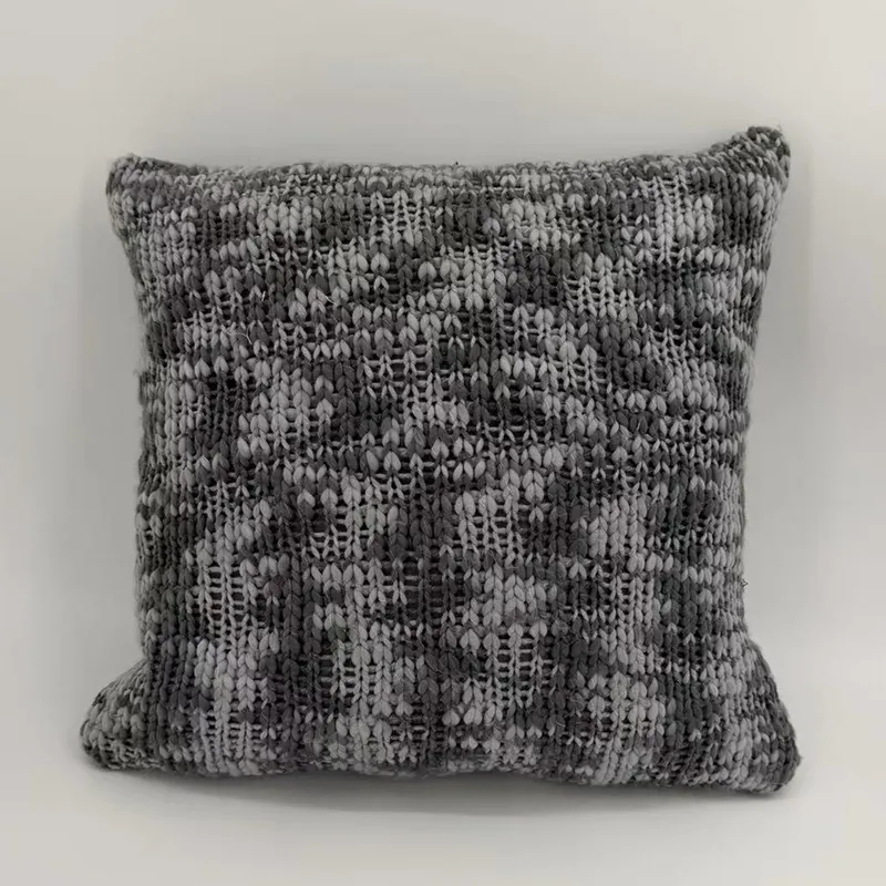 Вязаные подушки