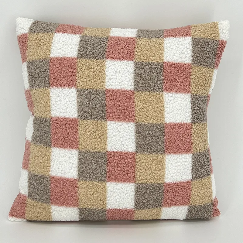 Классическая декоративная подушка