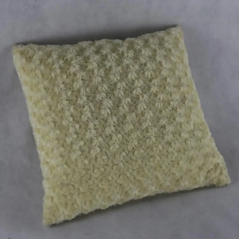 Меховая подушка