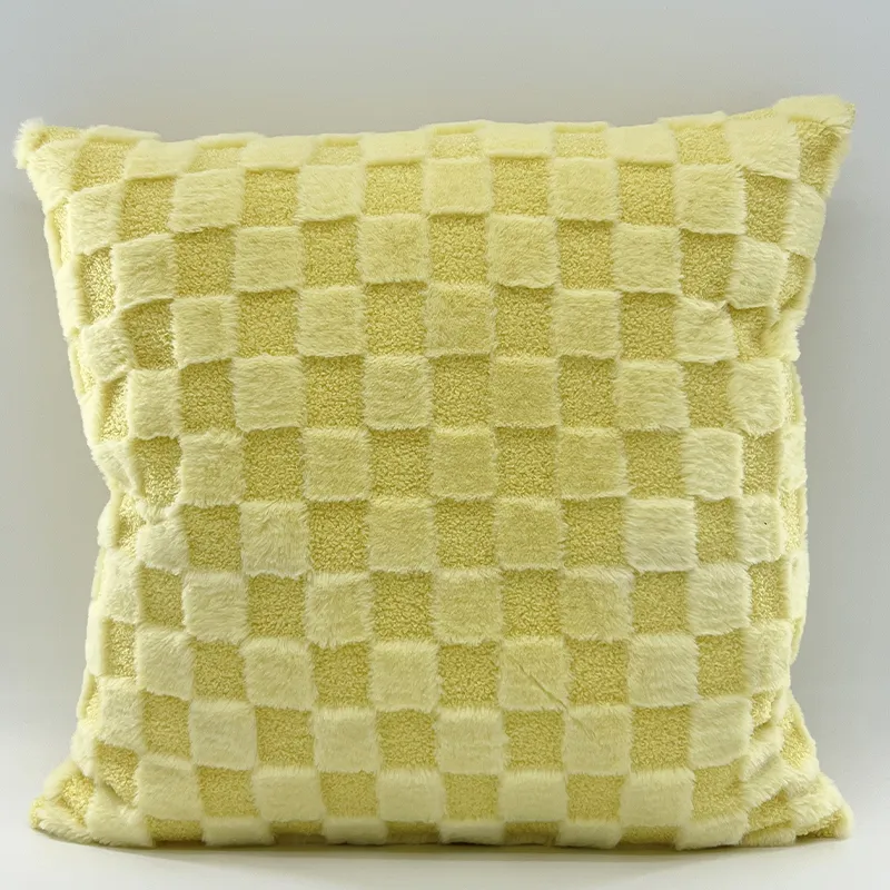 Меховая подушка