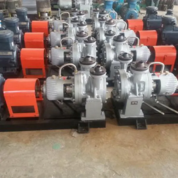 Одно- и двухступенчатый центробежный масляный насос AY