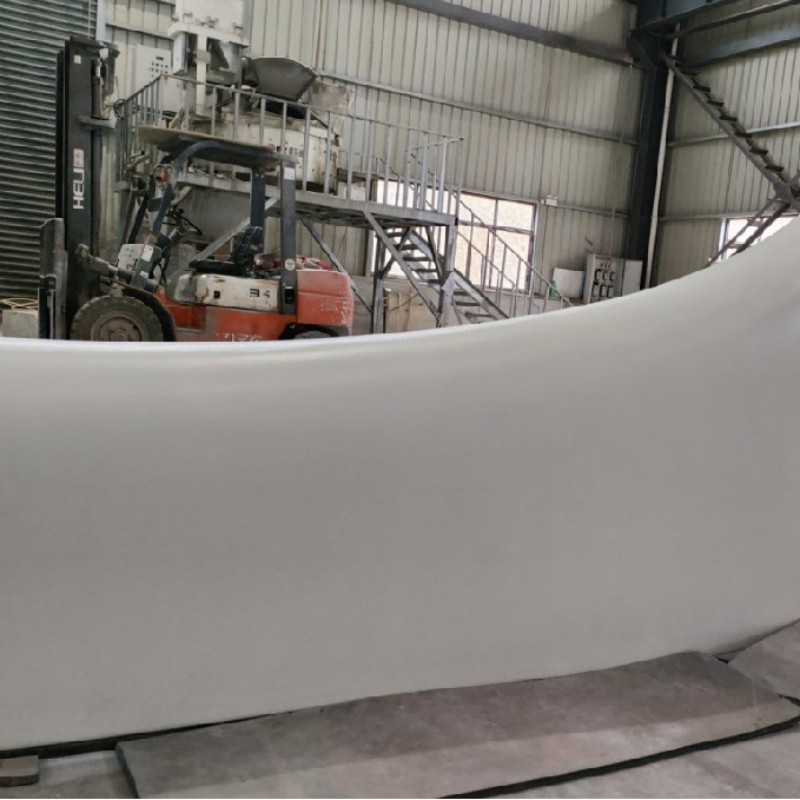 Зеркальные фасадные панели из сверхвысокопрочного бетона