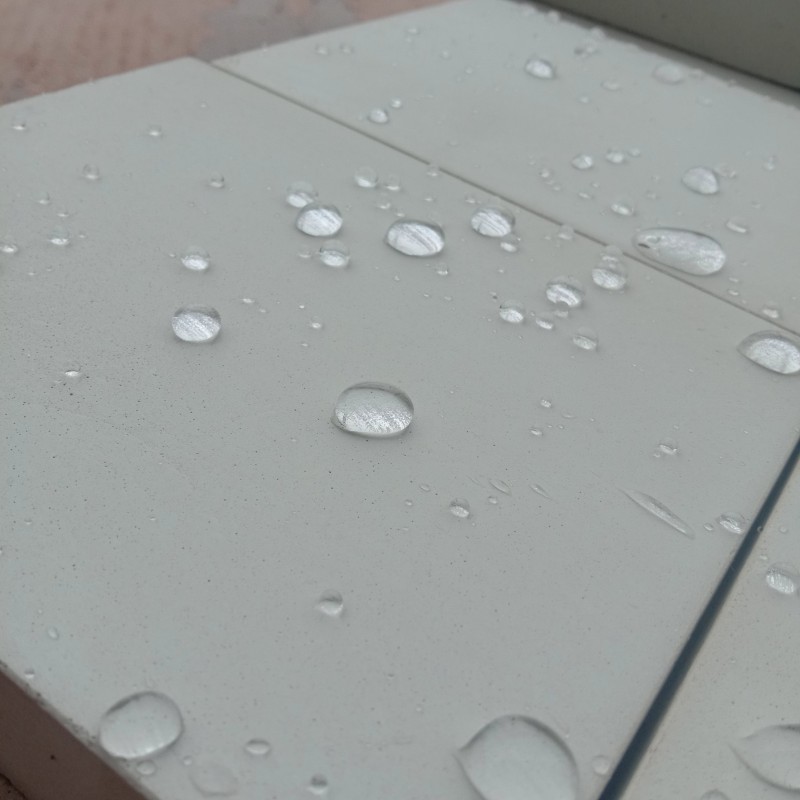 Зеркальные фасадные панели из сверхвысокопрочного бетона