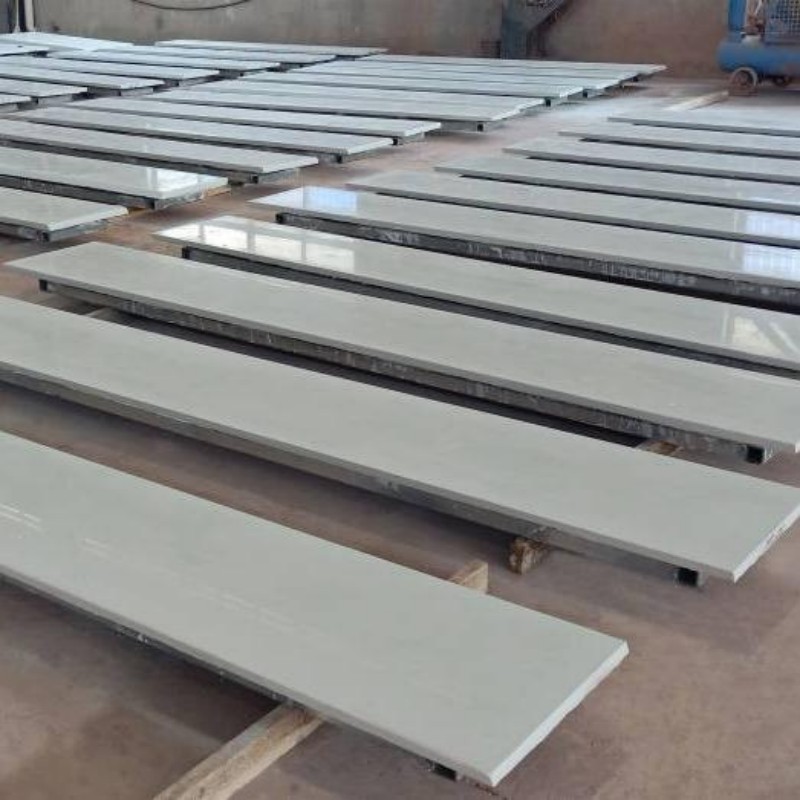 Зеркальные фасадные панели из сверхвысокопрочного бетона