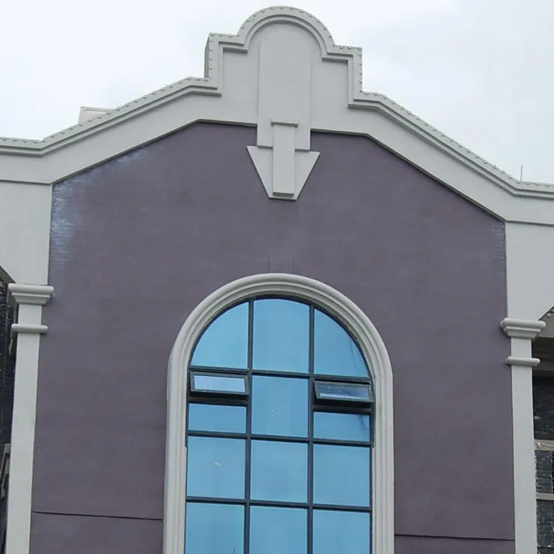 Серия фронтонов и куполов