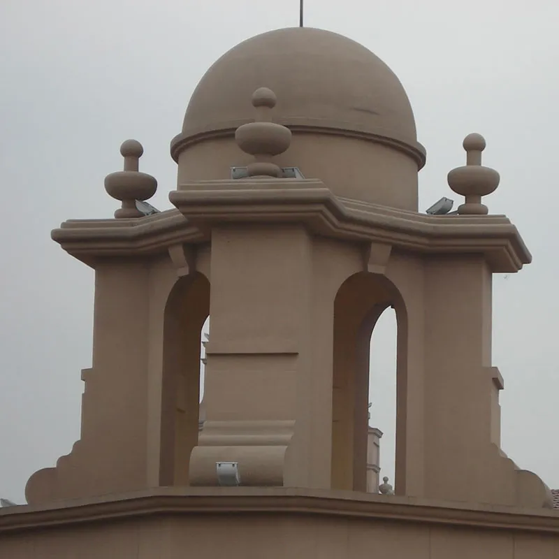 Серия фронтонов и куполов