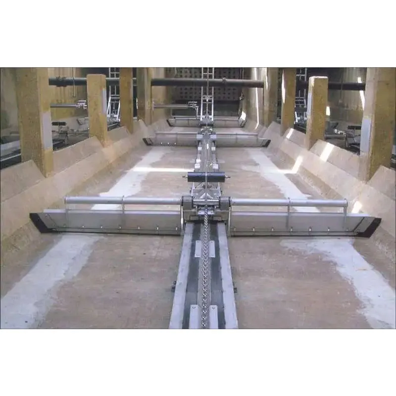 Одновальный скребковый илоудалитель