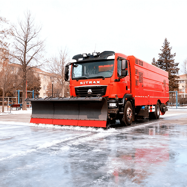 Крупногабаритный снегоуборочный автомобиль