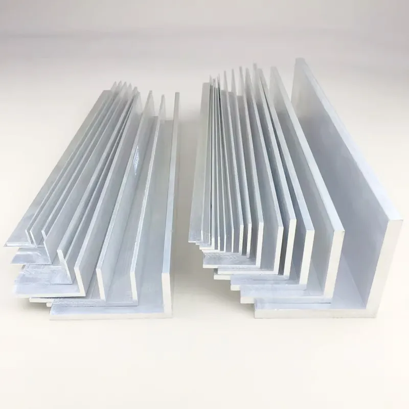 Алюминиевый уголок