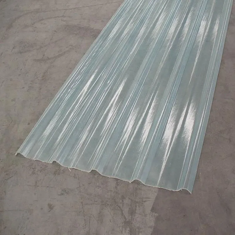 Прозрачный кровельный лист (поликарбонатный)