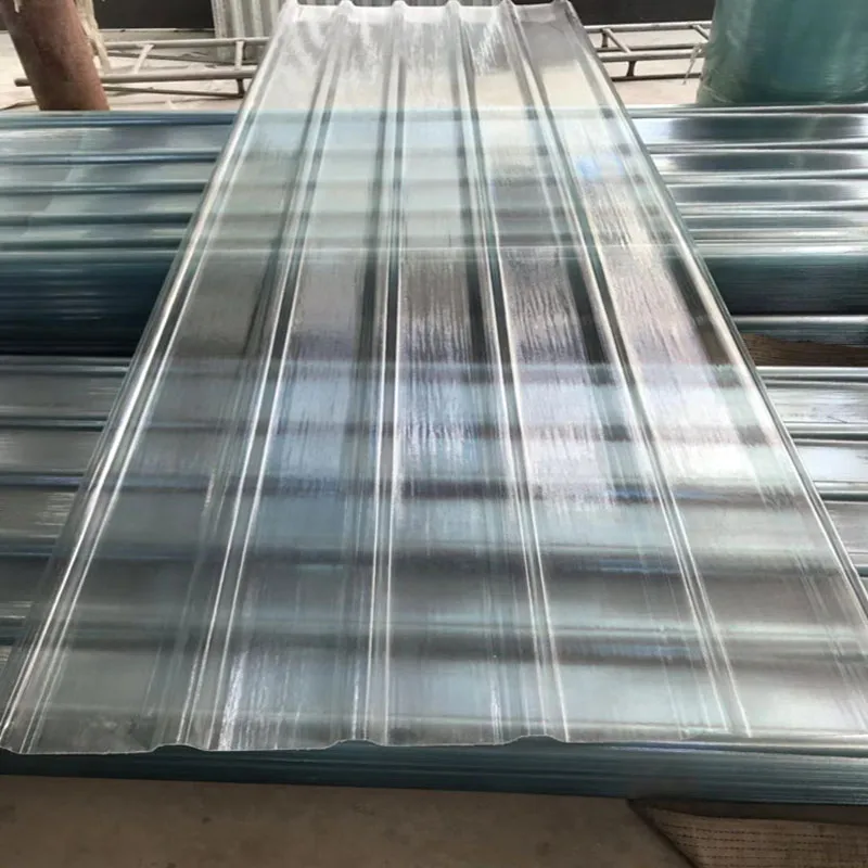 Прозрачный кровельный лист (поликарбонатный)