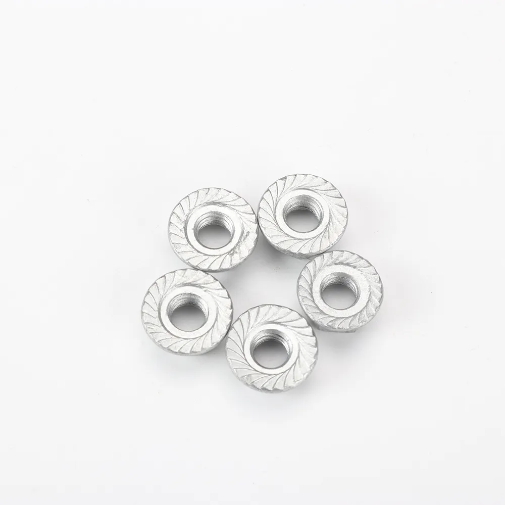 Фланцевая гайка