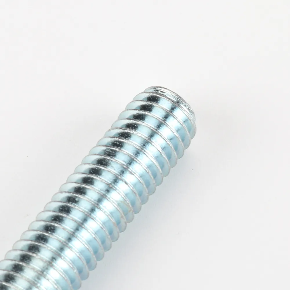 Шестигранный болт