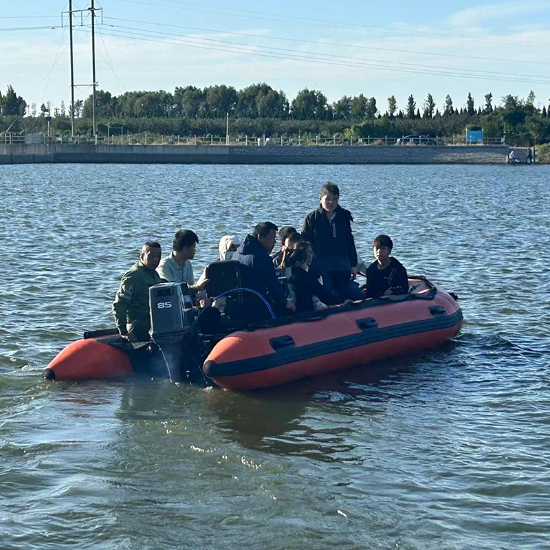 Надувная лодка 520 из гипалона или ПВХ